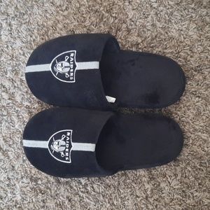 Raiders Slippers
